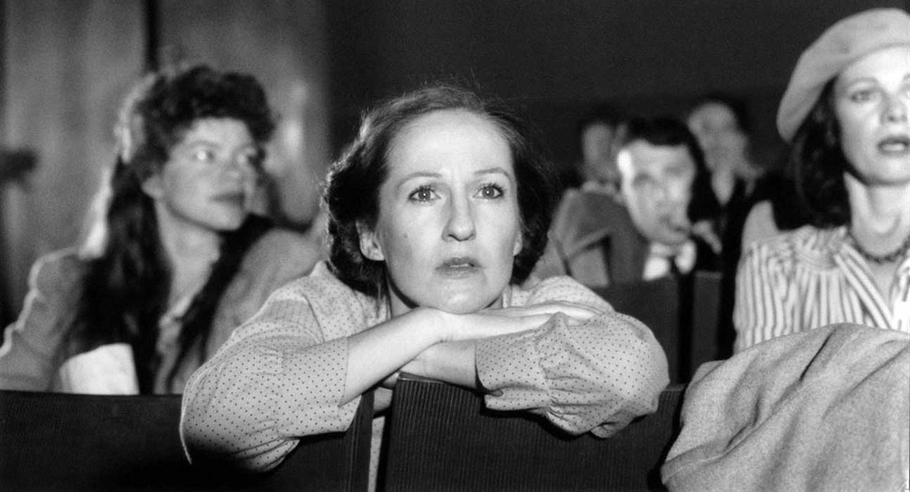 Streama Mamma online på drakenfilm.se